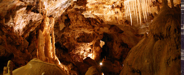 Amazing Romanian Cave – Pestera Ursilor